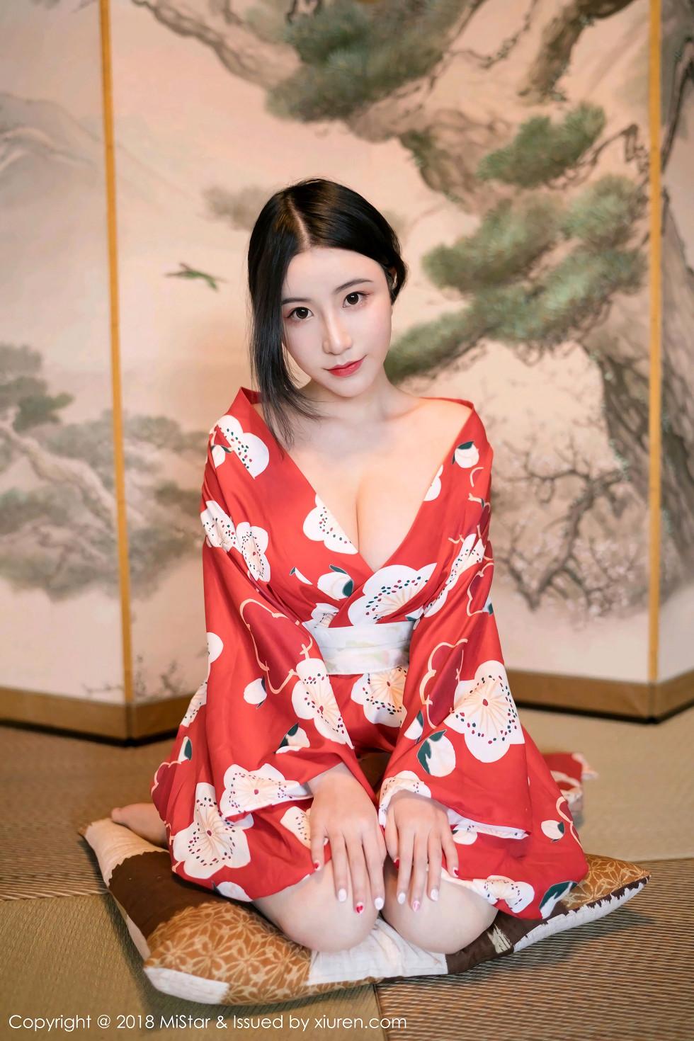 谢芷馨Sindy北海道旅拍娇艳红色和服半露豪乳绝美写真43P