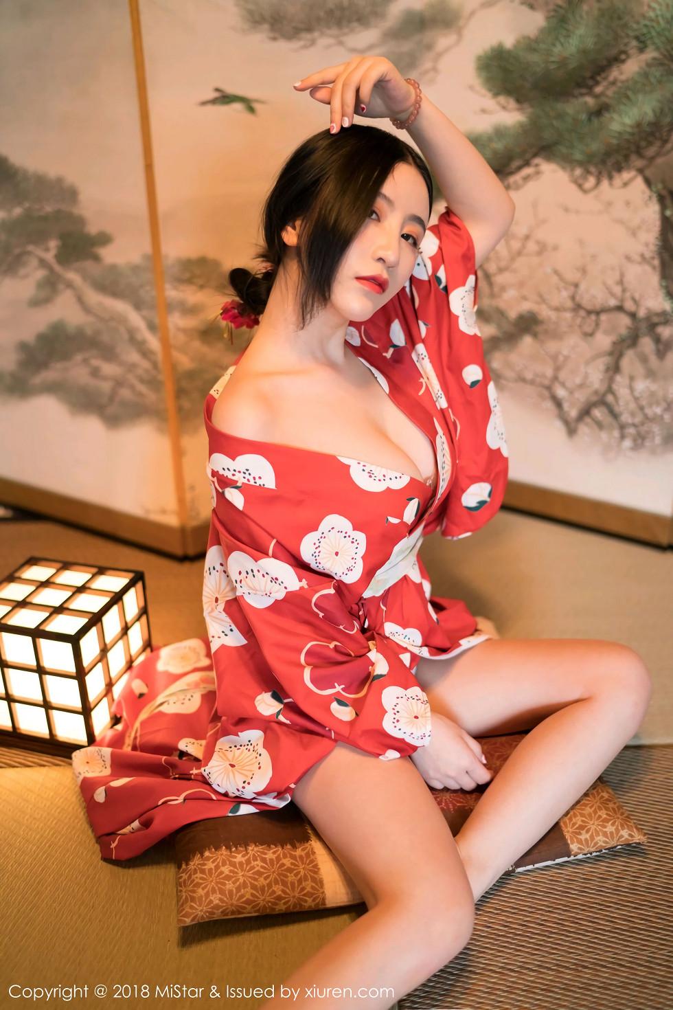 谢芷馨Sindy北海道旅拍娇艳红色和服半露豪乳绝美写真43P 4