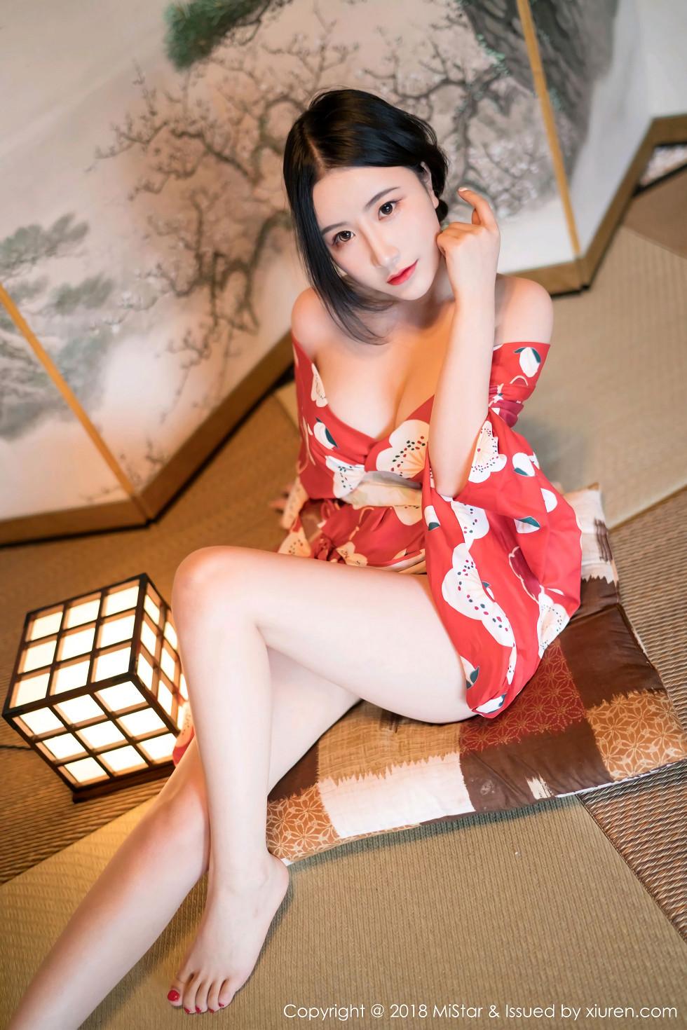 谢芷馨Sindy北海道旅拍娇艳红色和服半露豪乳绝美写真43P 9