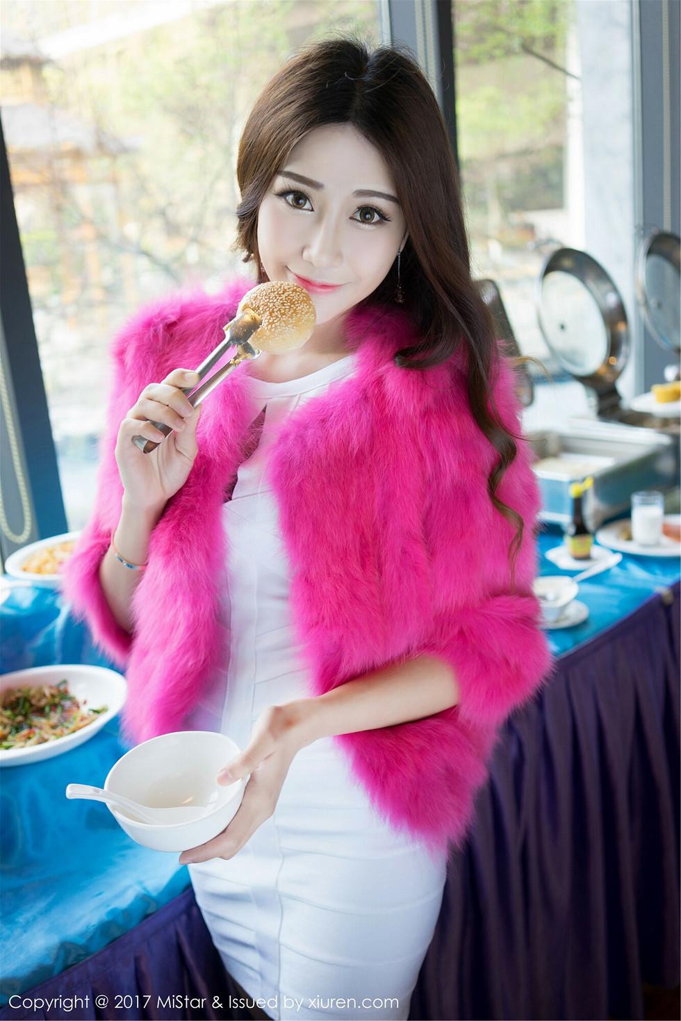 Xiaoleile Scenic Destination Shoot: Multi-Outfit, Fresh & Charming Pictorials 65P
