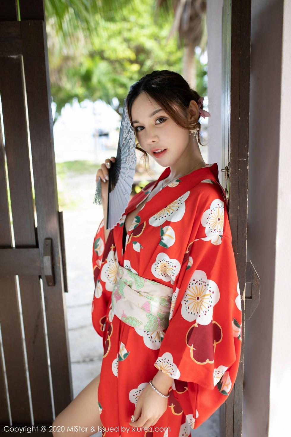 沈佳熹私房鲜艳红色和服半露酥胸白嫩美腿绝美写真45P 5