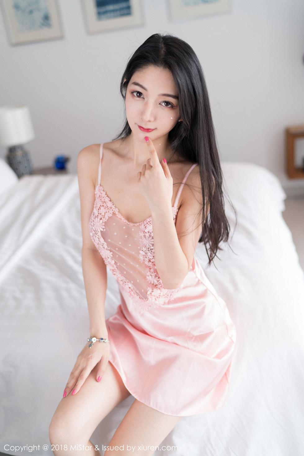 Angela小热巴普吉岛旅拍粉红透视裙配蕾丝内裤绝美写真40P 2