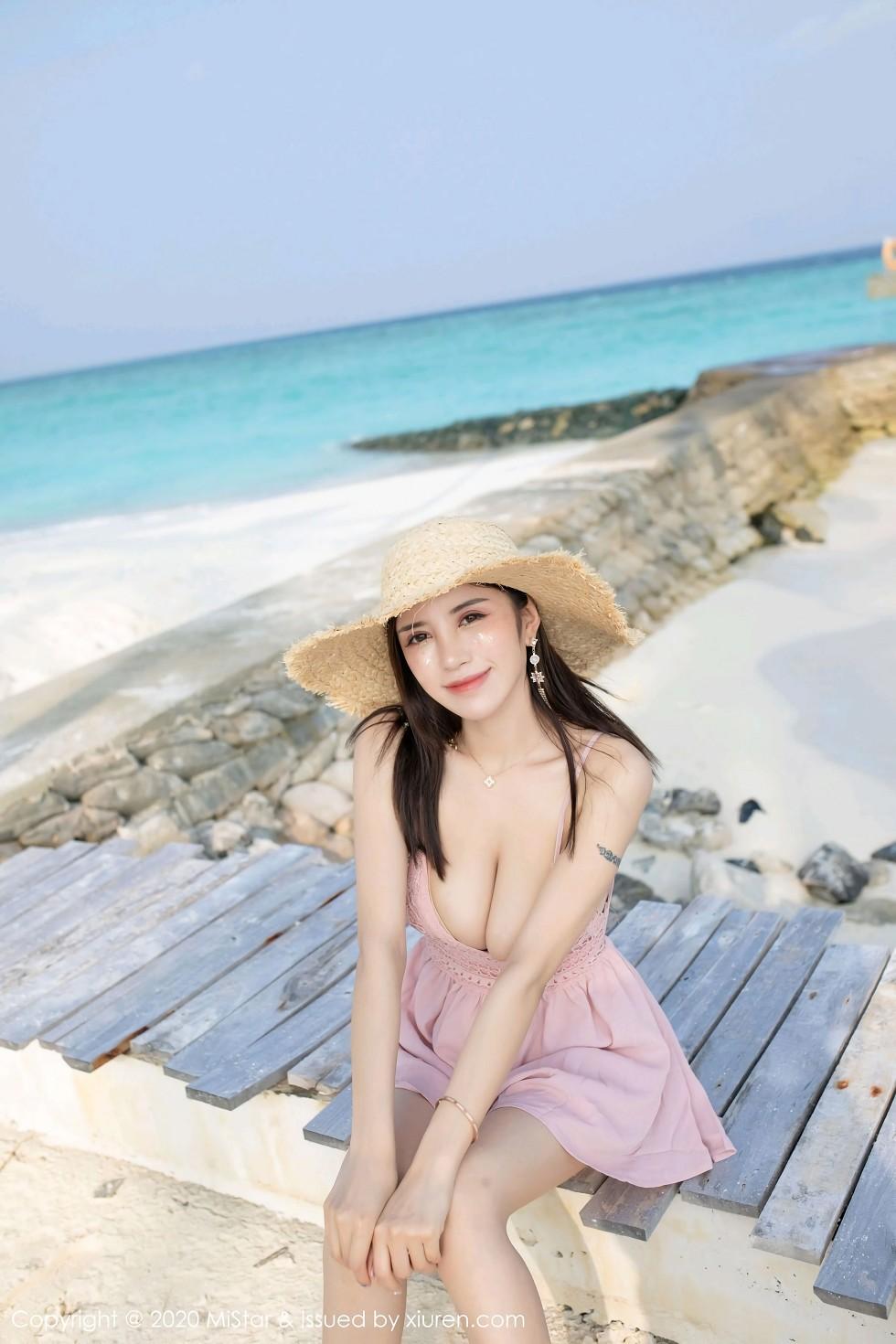 陈思琪Art马尔代夫旅拍沙滩性感比基尼完美绝美写真43P